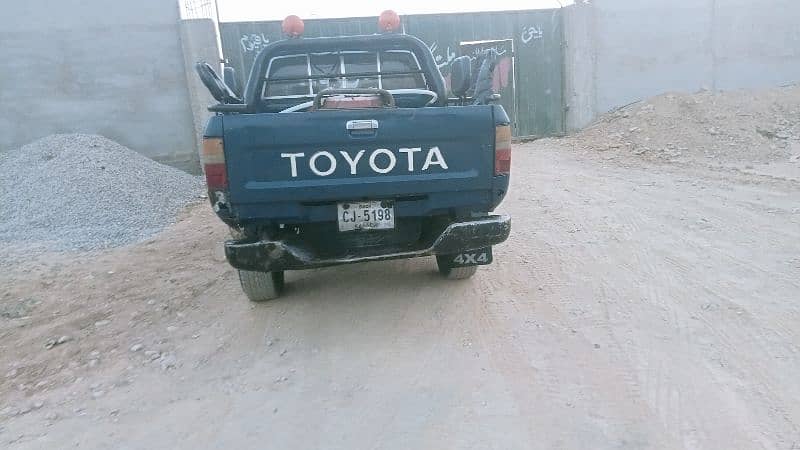 Toyota Hilux 1994 7