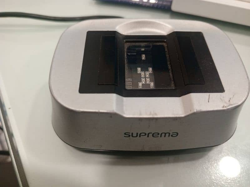 Suprema Bio Mini Slim s20 For (NADRA e Sahulat  / Thumb impression 0