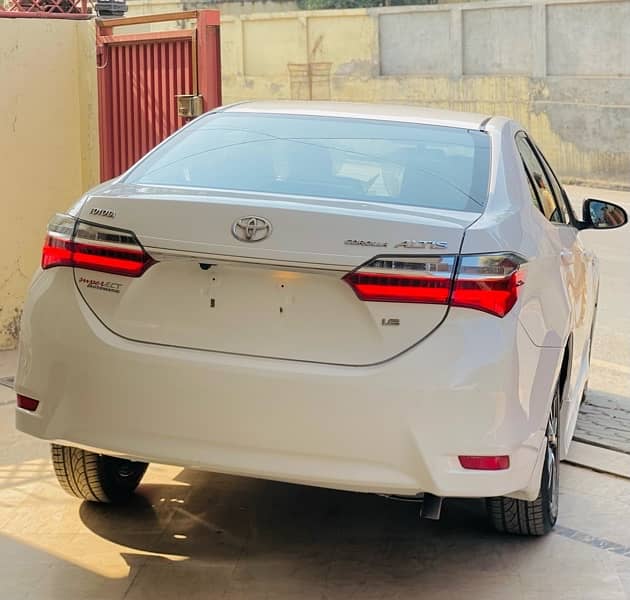 Toyota Corolla Altis 1.6 2019 1