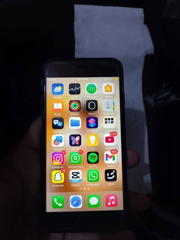 I phone SE 2020 iOS 18 2