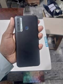 tecno camon 17 for sell contact WhatsApp 03407922263 with compt box