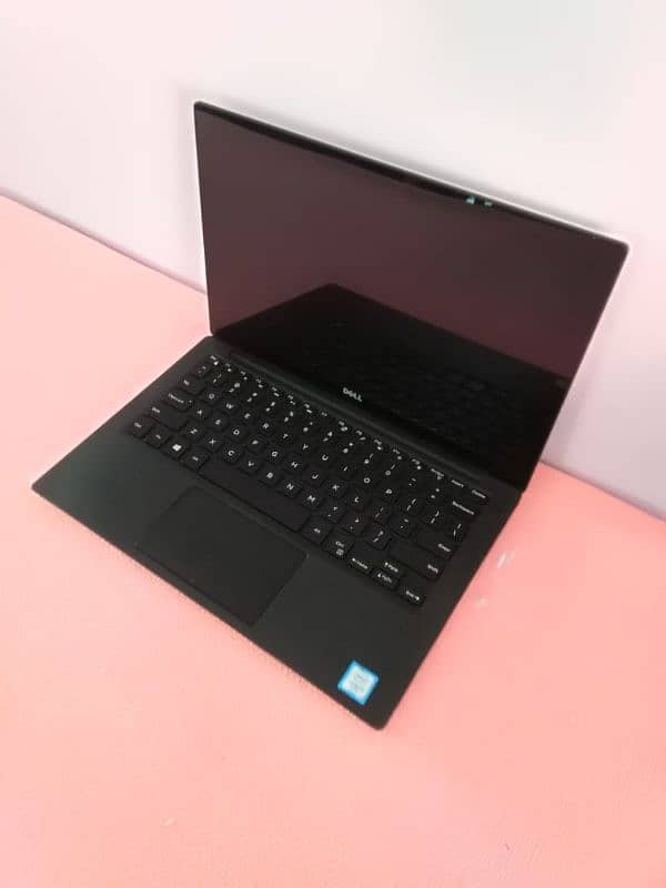 Dell XPS 13 9350 i5 6th Generation Touch screen 4k Resolution 3