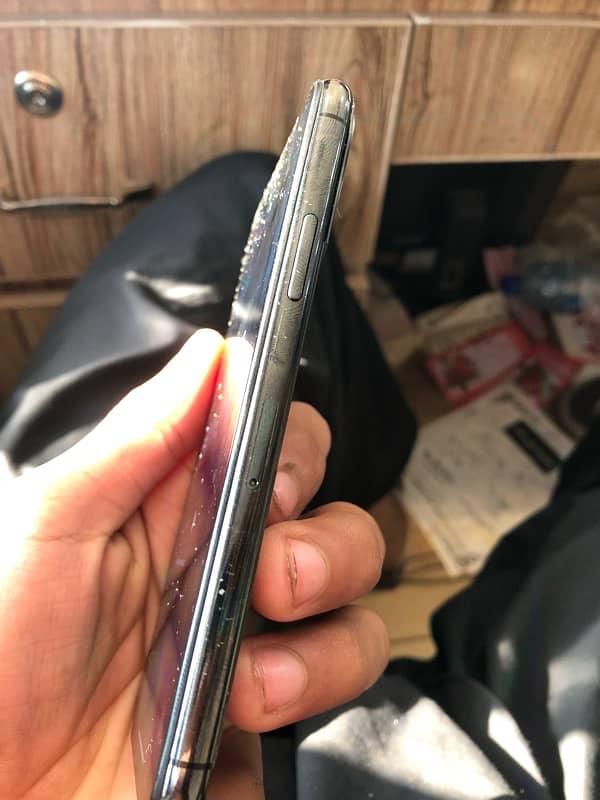 IPHONE 11 Pro Panel Change 5