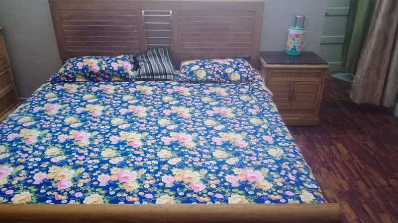 complete Bed set with wardrobe 3