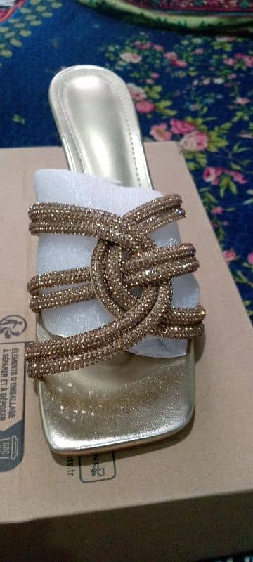 Golden Heels 41 size 3