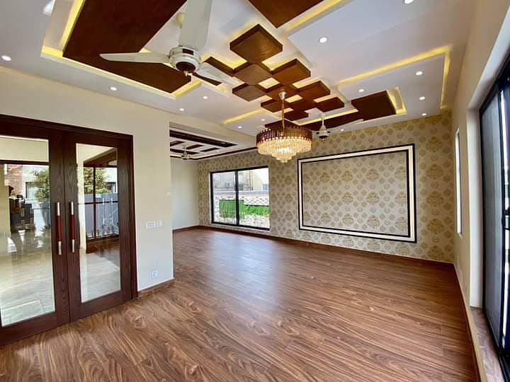 Dha Phase 3, Kanal Luxury Latest Designer Bungalow with 5 bed for rent 2.50 Lakh 20