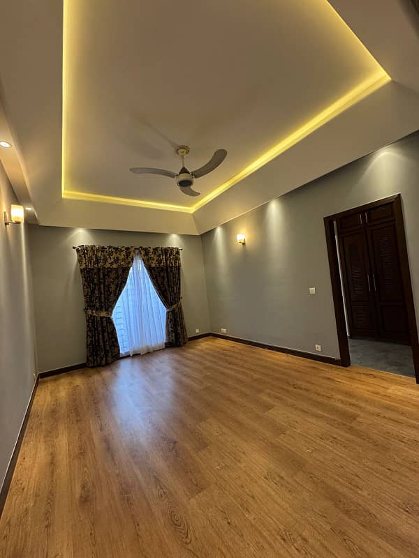 Dha Phase 5 Modern Design Kanal 5 Bedrooms Bungalow For Rent 3.50 Lakh 9