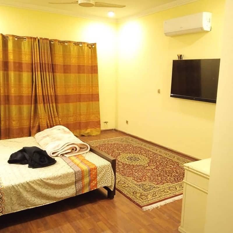 1 Kanal'S House Room For Rent 4