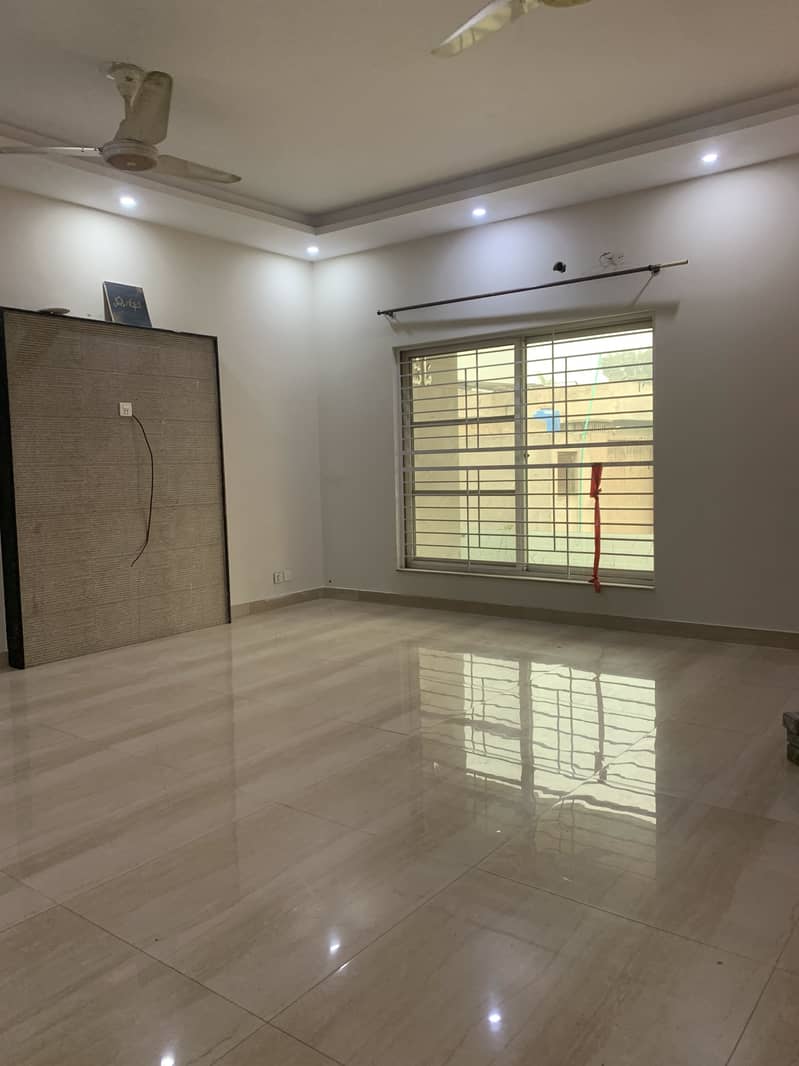 Affordable Upper Portion For Rent In Model Town 15