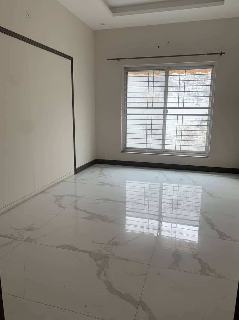 Affordable Upper Portion For Rent In Model Town 16