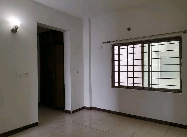 A Well Designed Flat Is Up For Rent In An Ideal Location In Lahore 15