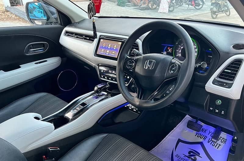 Honda Vezel 2015 4