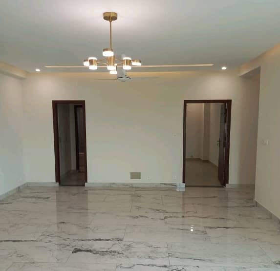 Sale A Flat In Lahore Prime Location 1