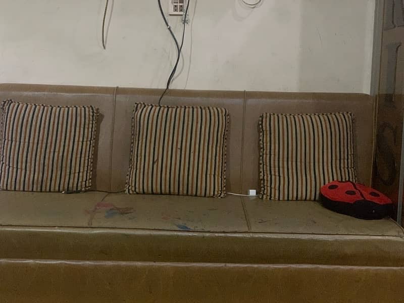 Sofa 3 seater 3