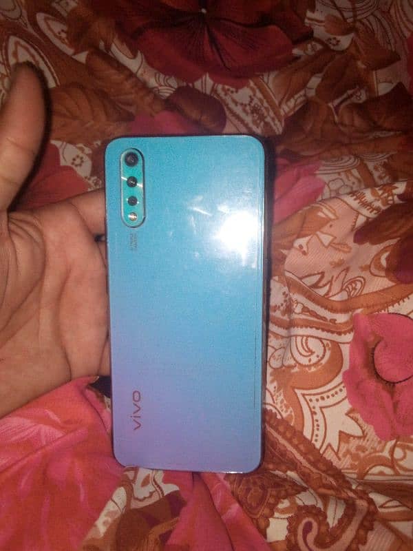 vivo s1 8GB 256gb 1