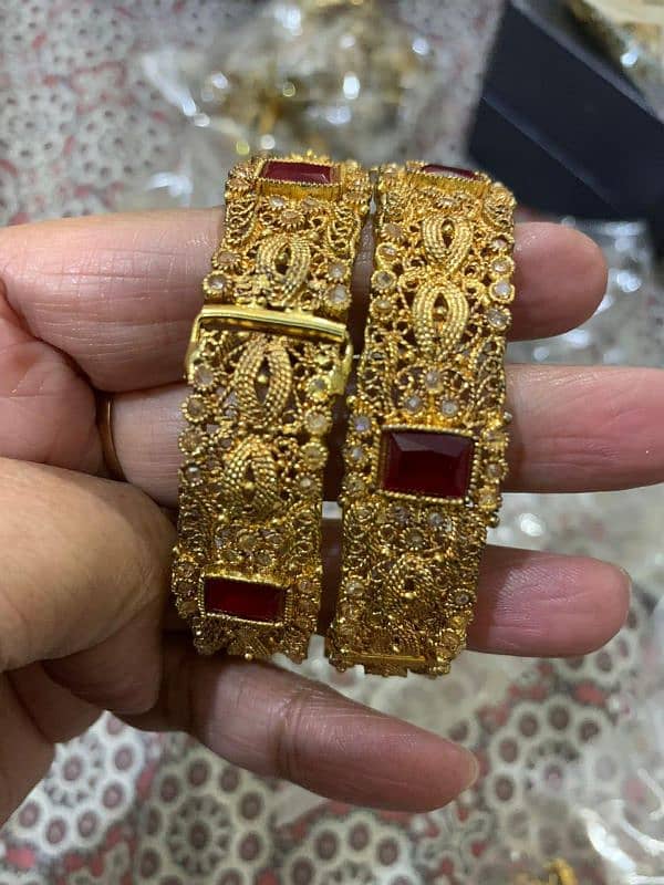 Best high quality bridal bangles pair available 1