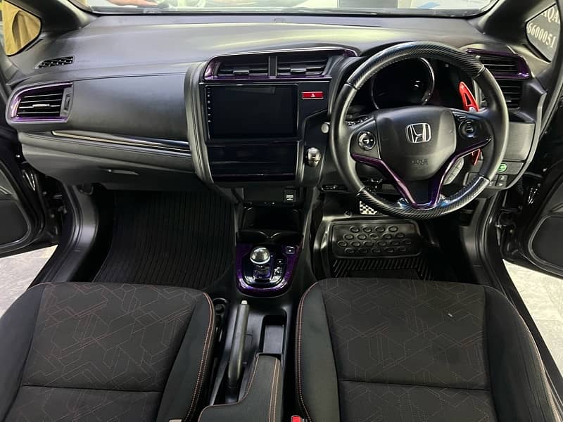 Honda Fit 2015 RS 13