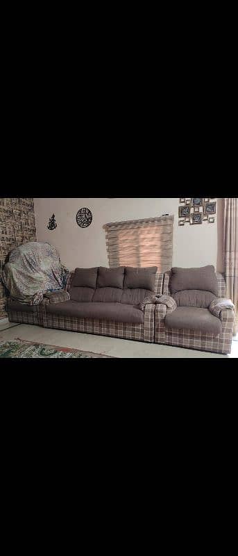 5 seater sofa 0