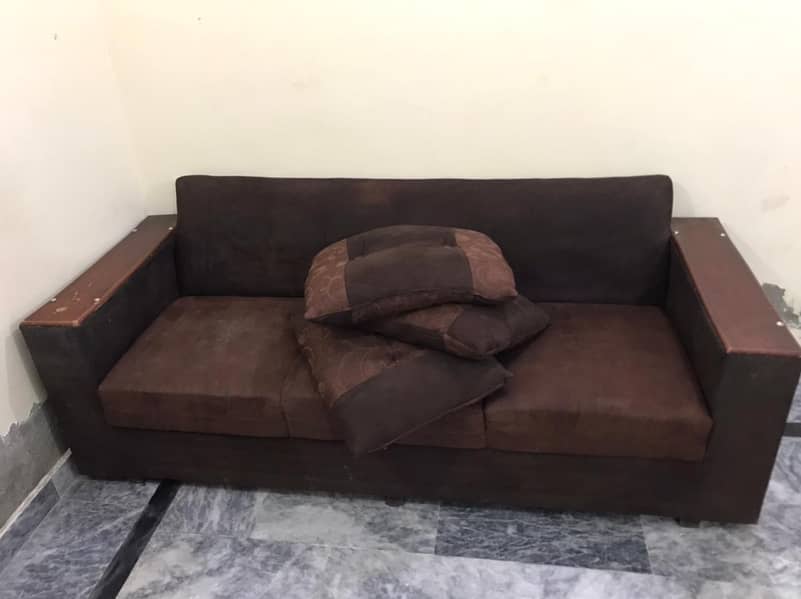 6 Seater Sofa Set for Sale in Best Price in Lahore 0