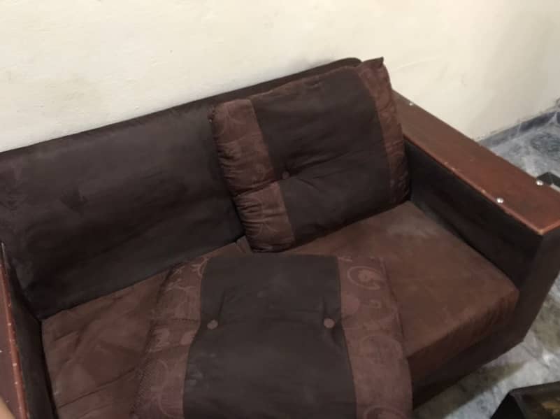 6 Seater Sofa Set for Sale in Best Price in Lahore 2