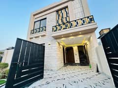 5 Marla Designer House For Sale In Bahria Town Lahore (Low Price)