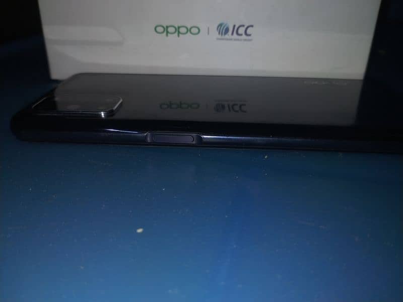 Oppo A52 3