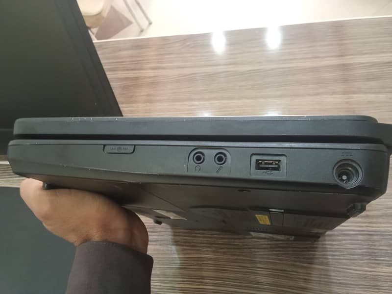 Fujistu lifebook core to duo A450/A 2GB ram with 160 GB hrad 2