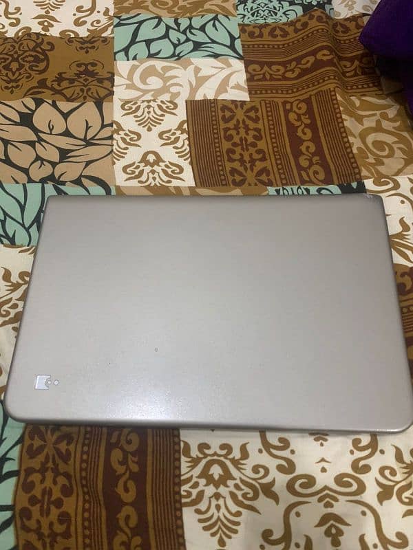 Toshiba Laptop price Negotiable 5