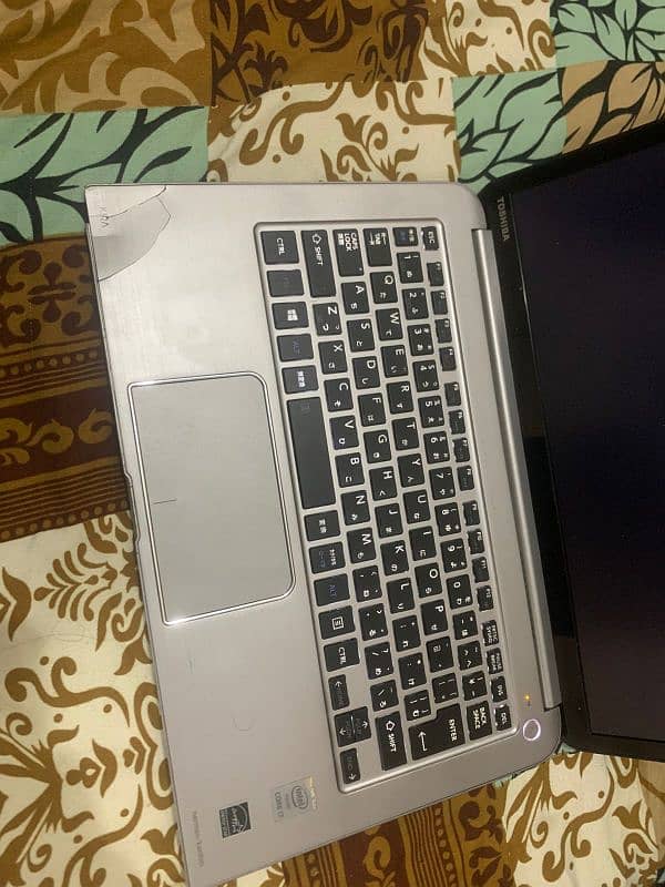 Toshiba Laptop price Negotiable 9