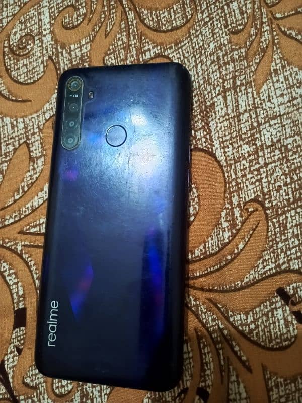 realme 5  4gb 64 gb mobile 1