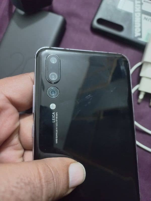 Huawei P20 Pro complete package 15