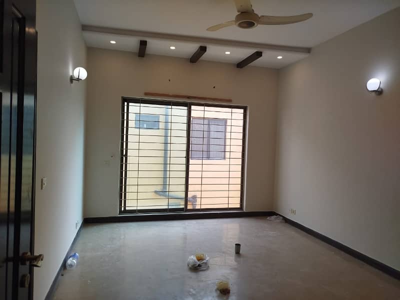 1 Kanal Super Out House Prime Hot For Sale dha Phase4 16