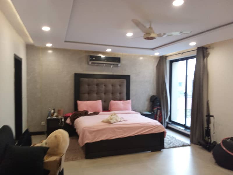 1Kanal Beautiful House Available For Sale DHA Phase 4 1