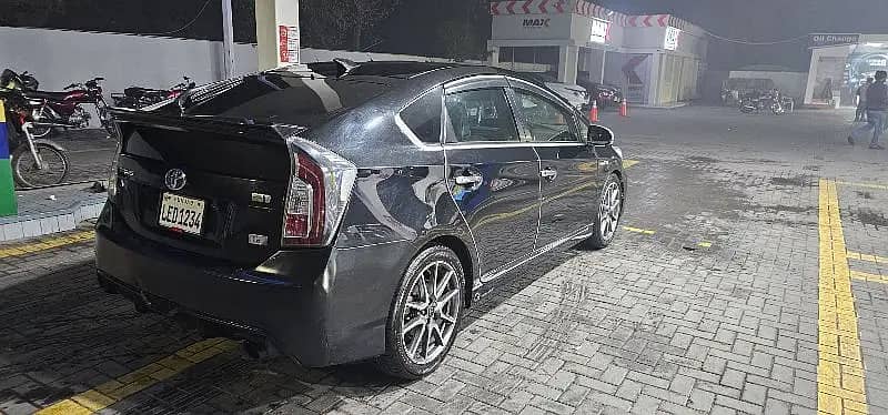 Toyota Prius GS 2015 Modal SPECIAL EDITION Import from japan 17