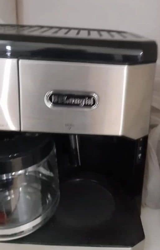 Delonghi Coffee Machine 1