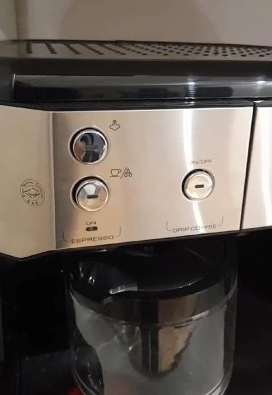 Delonghi Coffee Machine 2