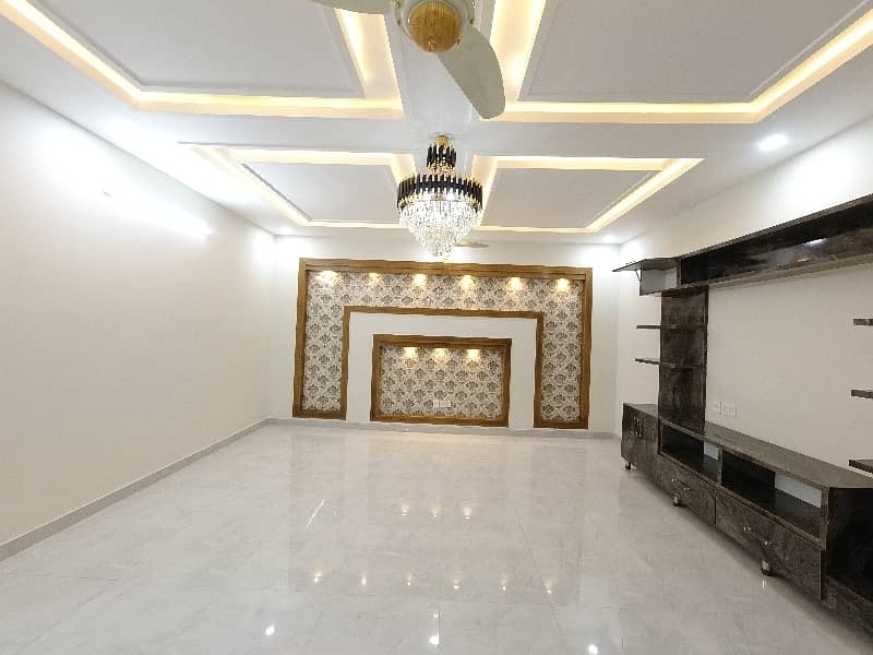 Ideal Main Double Road House In Islamabad Available For Rs. 105000000 31