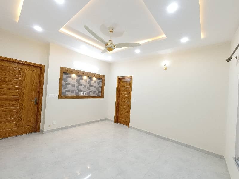 Ideal Main Double Road House In Islamabad Available For Rs. 105000000 37