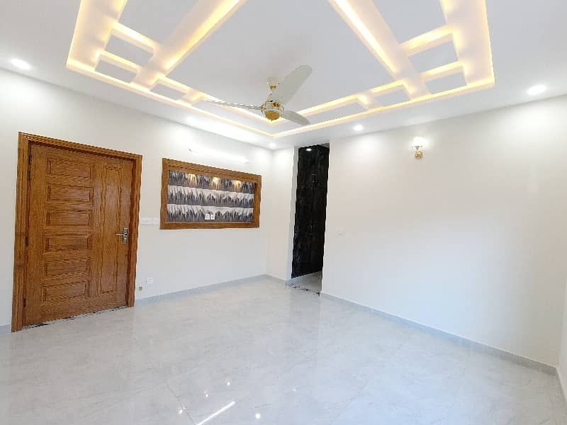 Ideal Main Double Road House In Islamabad Available For Rs. 105000000 39