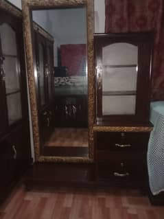 dressing table