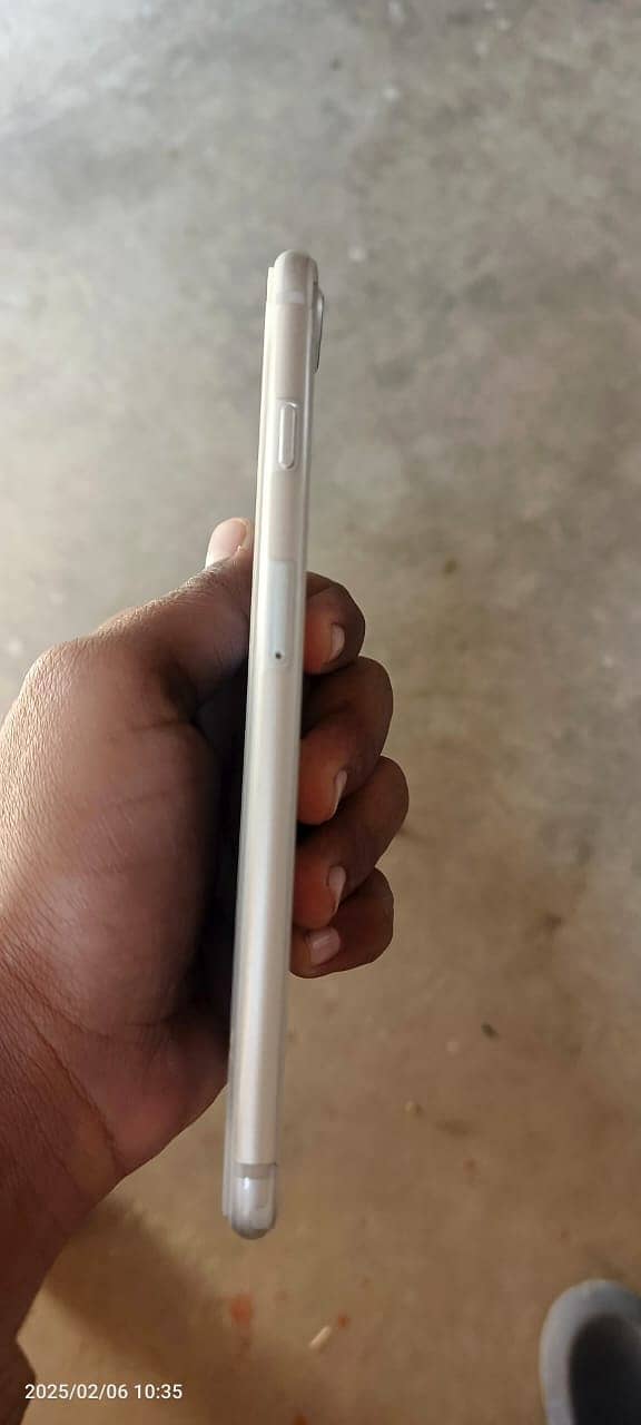 Apple iPhone 8 Plus 2