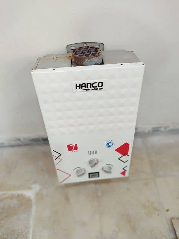 Hanco 7 ltr instant gas geyser for sale in A+ mint condition 4