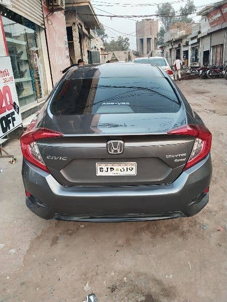 Honda Civic Oriel 2017 8