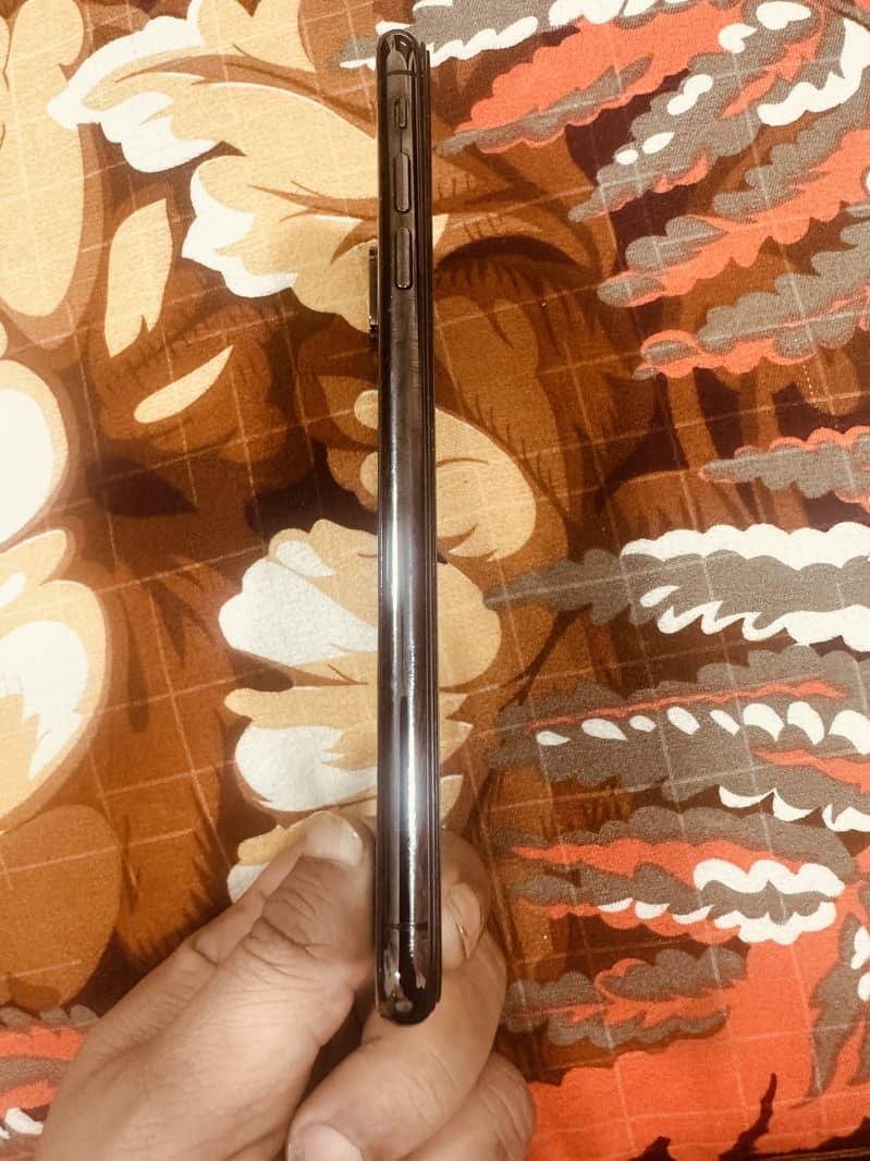 Apple iPhone XS Max PTA Approved 8