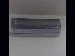 a one DC inverter AC Orient heated cool