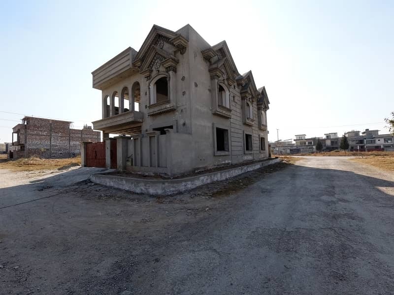 10 Marla Corner Double Unit House For Sale In Gulshan E Sehat. E-18 Block F Islamabad. 5