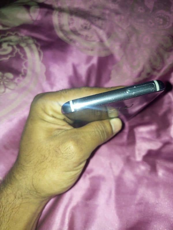 Samsung S8+ Glass crack 2