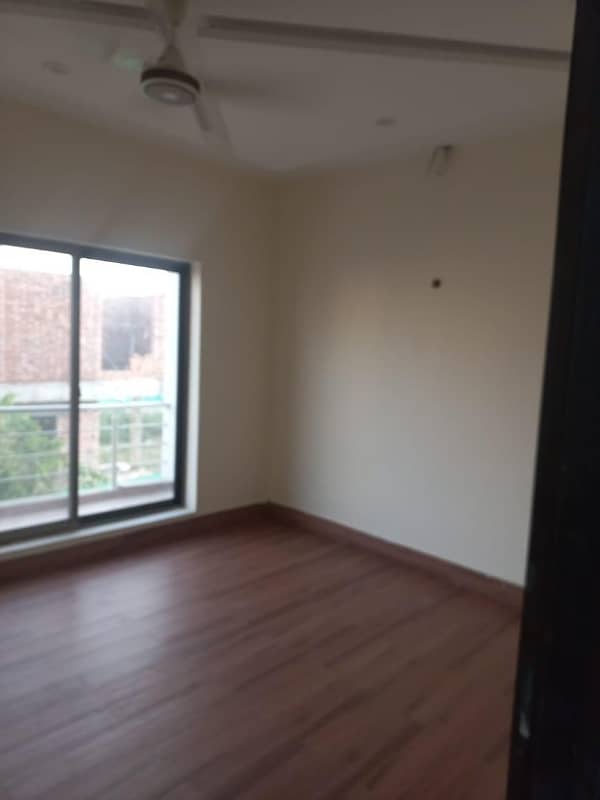 4 Marla 2nd Floor For Rent Prime Location Z Block 0