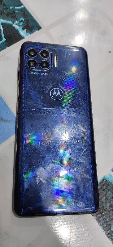 moto one 5g 1