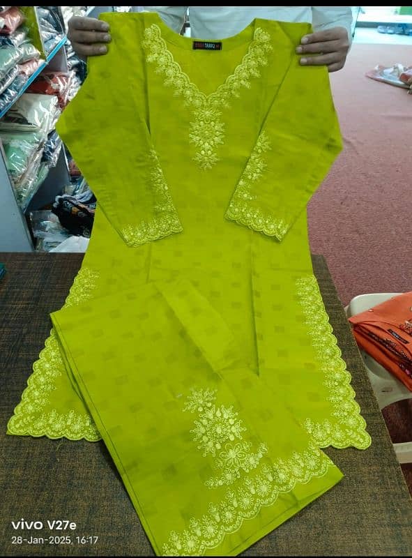 Lawn Embroided Fancy suit 2